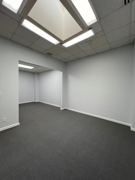 More Photos Of 608 Virginia St E, Charleston Office For Sale