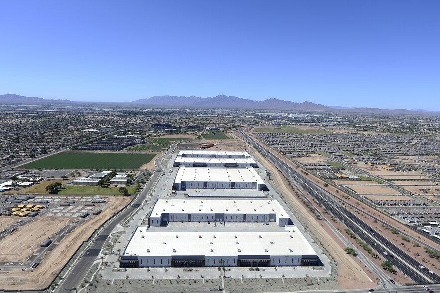 More Photos Of 3990 N 93rd Ave, Phoenix Warehouse For Sale