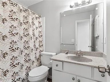 More Photos Of 8627 Countryshire Ln, Kansas City Apartments For Sale