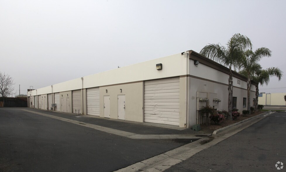 More Photos Of 930 S Placentia Ave, Placentia Warehouse For Lease