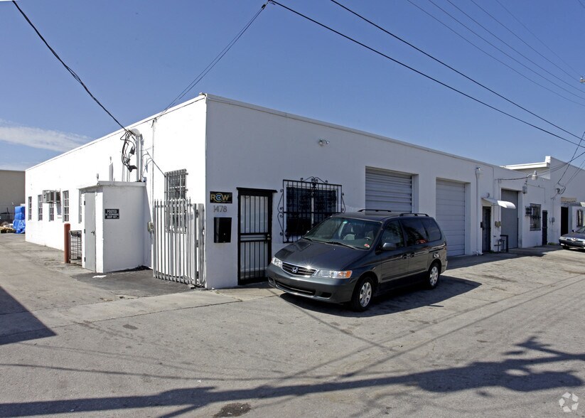 Primary Photo Of 1474-1478 NE 130th St, North Miami Warehouse For Lease