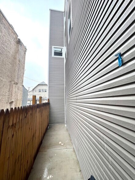 More Photos Of 5534 Woodland Ave, Philadelphia Apartments For Lease