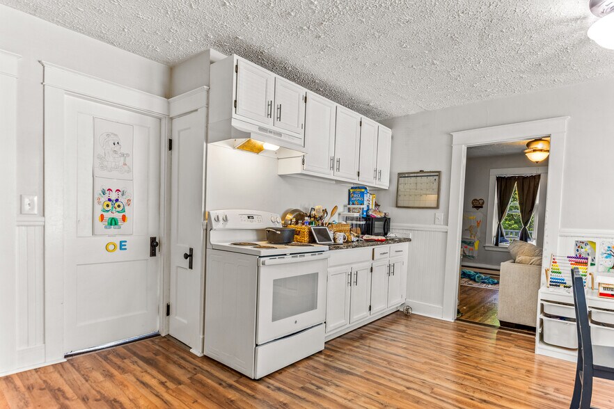 More Photos Of 51 Tanguay St, Sanford Apartments For Sale