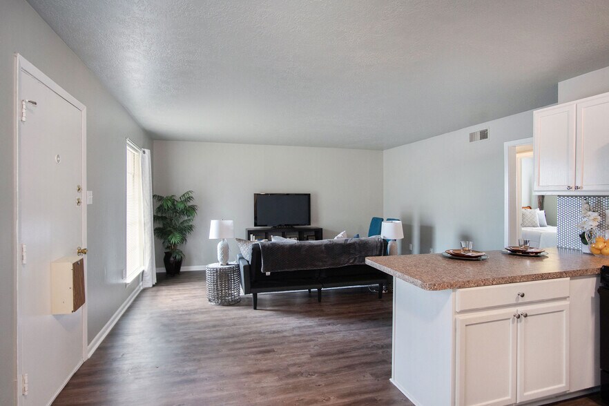 More Photos Of 3300 S College Ave, Bryan Apartments For Sale