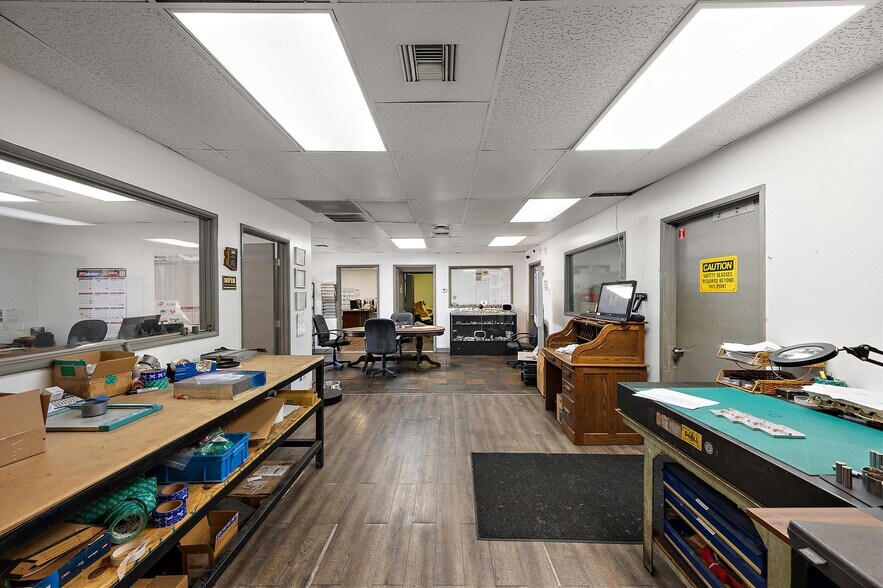 More Photos Of 3731 E La Salle St, Phoenix Warehouse For Sale