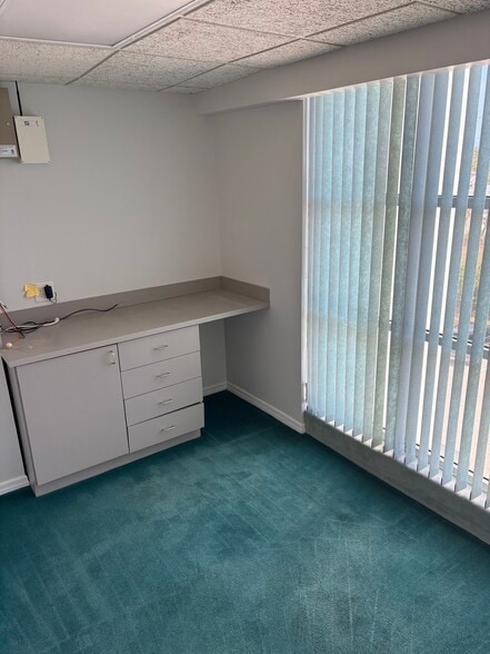 More Photos Of 8000 S Us-1 Hwy, Port Saint Lucie Office For Lease