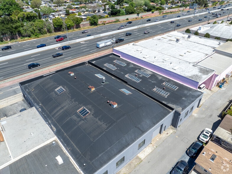 More Photos Of 940 S Amphlett Blvd, San Mateo Manufacturing For Lease