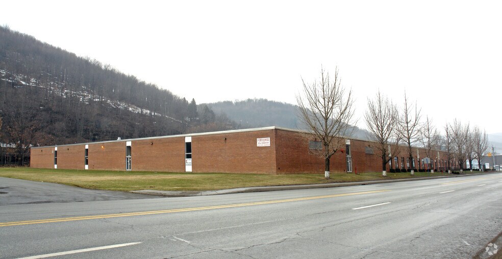 Primary Photo Of 401 Broad St, Johnstown Manufacturing For Lease