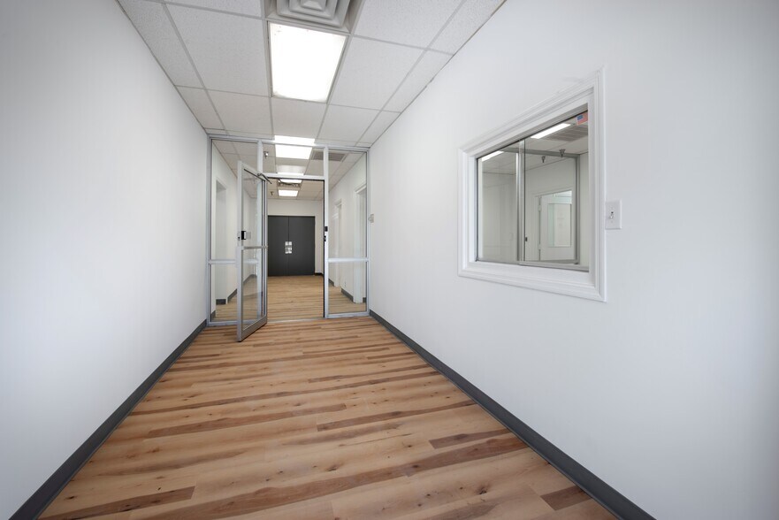 More Photos Of 2000 Overhead Bridge Rd NE, Cleveland Manufacturing For Lease