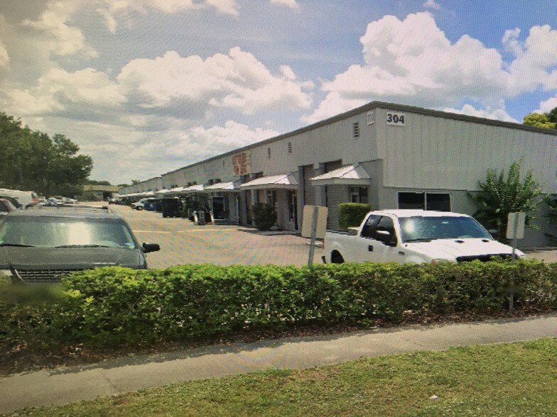 More Photos Of 202 Palmetto St, Orlando Industrial For Lease
