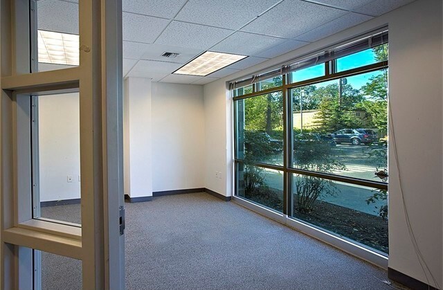 More Photos Of 8820 59th Ave SW, Lakewood Office For Lease