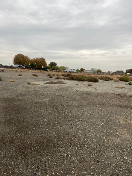 More Photos Of 202132 E 25th Ave, Kennewick Warehouse For Lease