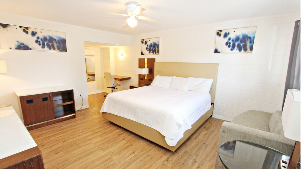 More Photos Of 3307 US Highway 90A E, Gonzales Hotel For Sale