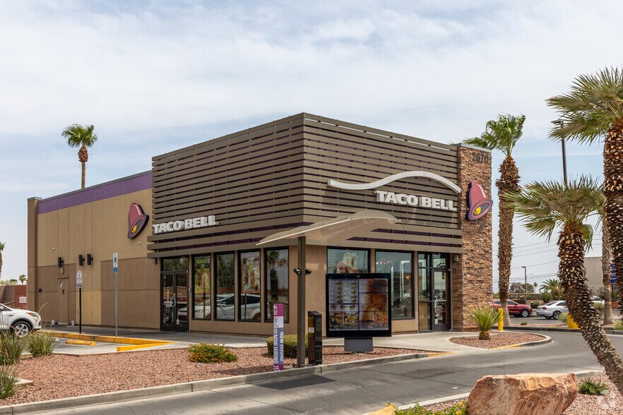 More Photos Of 2560-2620 S Maryland Pky, Las Vegas Storefront For Sale