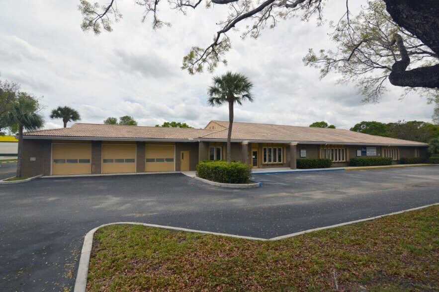 More Photos Of 15055 SW 122nd Ave, Miami Office For Sale