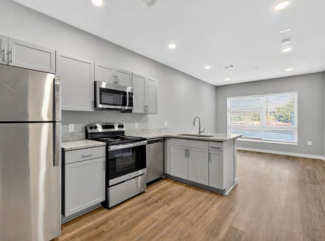 More Photos Of 4040 Travis Dr, Nashville Apartments For Sale