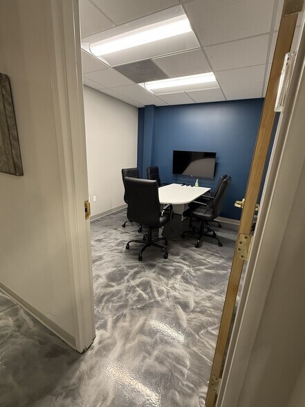 More Photos Of 767 E Brookhaven Cir E, Memphis Medical For Lease