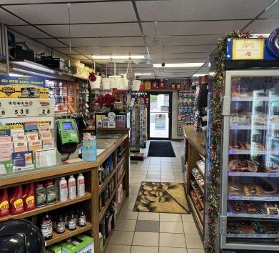 More Photos Of 17871 Janesville Rd, Muskego Auto Repair For Sale