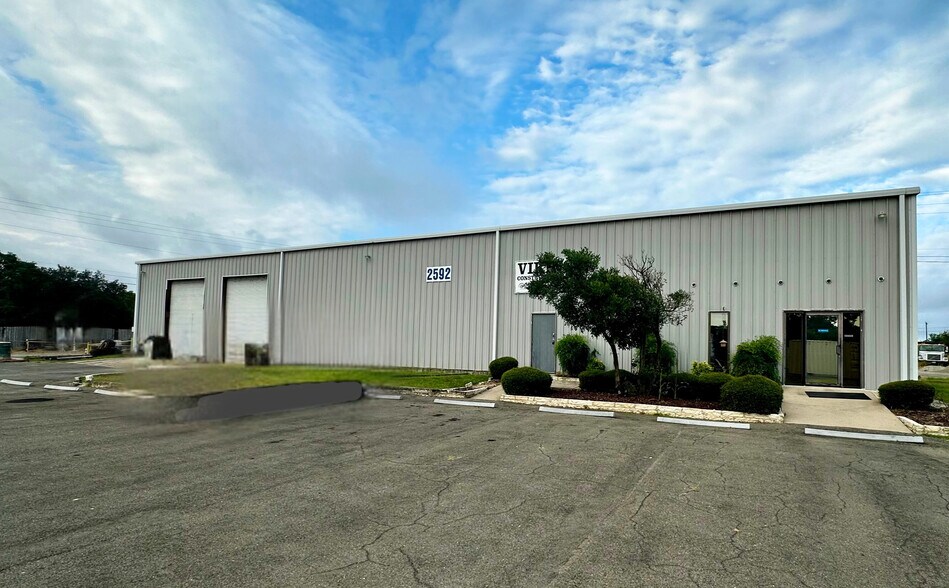 More Photos Of 2592 Shell Rd, Georgetown Industrial For Sale