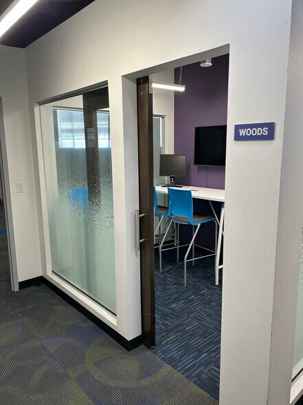 More Photos Of 1028 Park Ave W, Denver Office For Sale