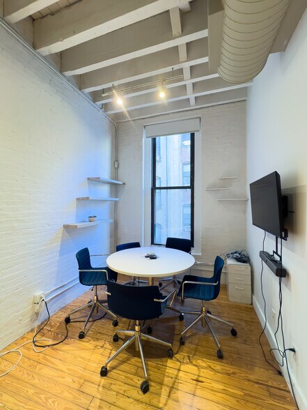 More Photos Of 39 Wooster St, New York Office For Lease