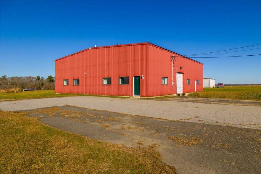 More Photos Of 89 Route 169, Woodstock Airport For Sale