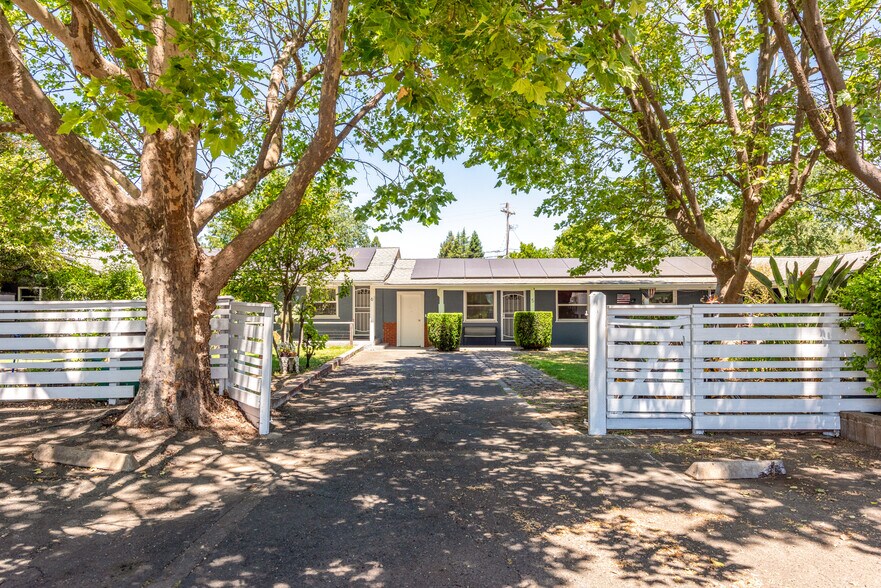 Primary Photo Of 595 Boyes Blvd, Sonoma Apartments For Sale