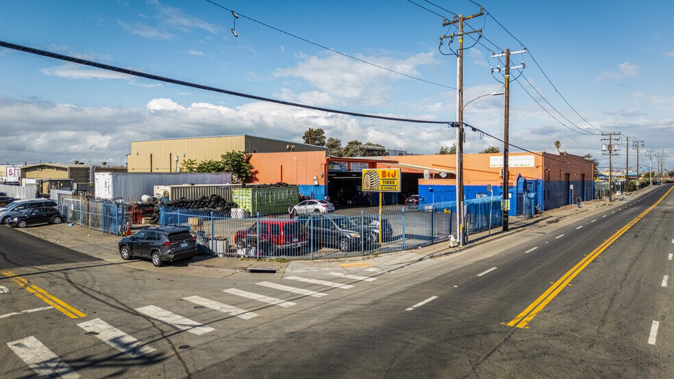 More Photos Of 5901 Coliseum Way, Oakland Auto Repair For Sale