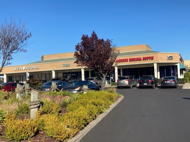 More Photos Of 460-480 Redwood St, Vallejo Unknown For Lease