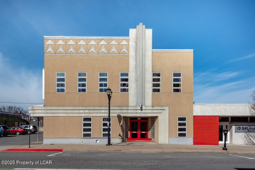Primary Photo Of 135 N Main St, Pittston General Retail For Lease