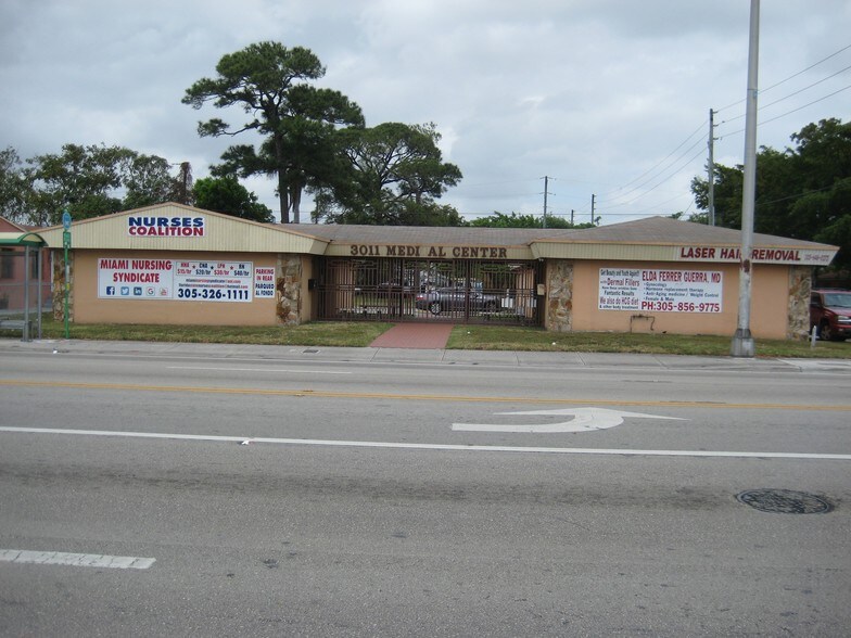 More Photos Of 3011 W Flagler St, Miami Medical For Lease