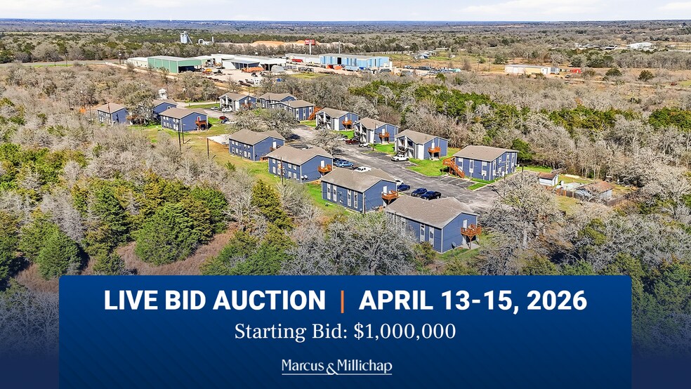 Primary Photo Of 1105 Westwood Ln, Giddings Apartments For Sale