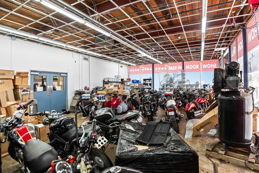 More Photos Of 456-460 Meridian Ave, San Jose Auto Dealership For Sale