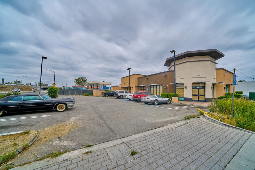 Primary Photo Of 11759 Carson St, Lakewood Convenience Store For Sale