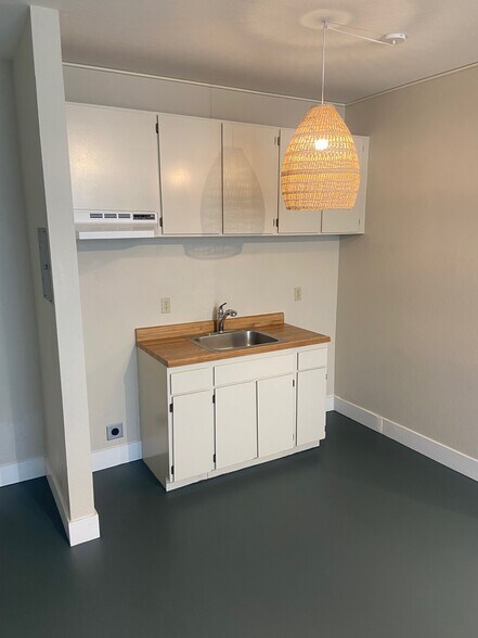 More Photos Of 3912 Portola Dr, Santa Cruz Office Residential For Lease