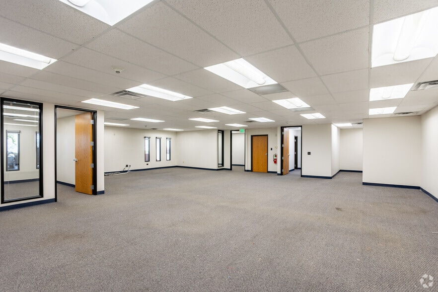 More Photos Of 6275 Joyce Dr, Arvada Office For Sale