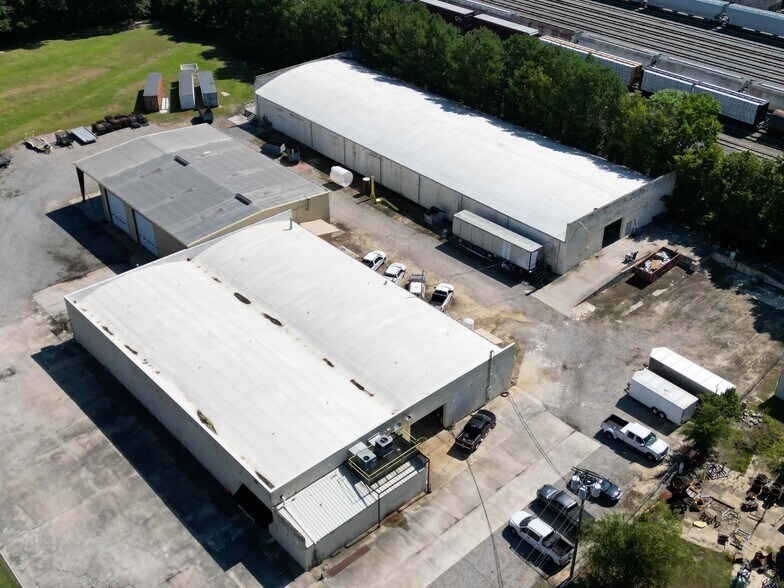 More Photos Of 3209 S Church St, Rocky Mount Warehouse For Lease