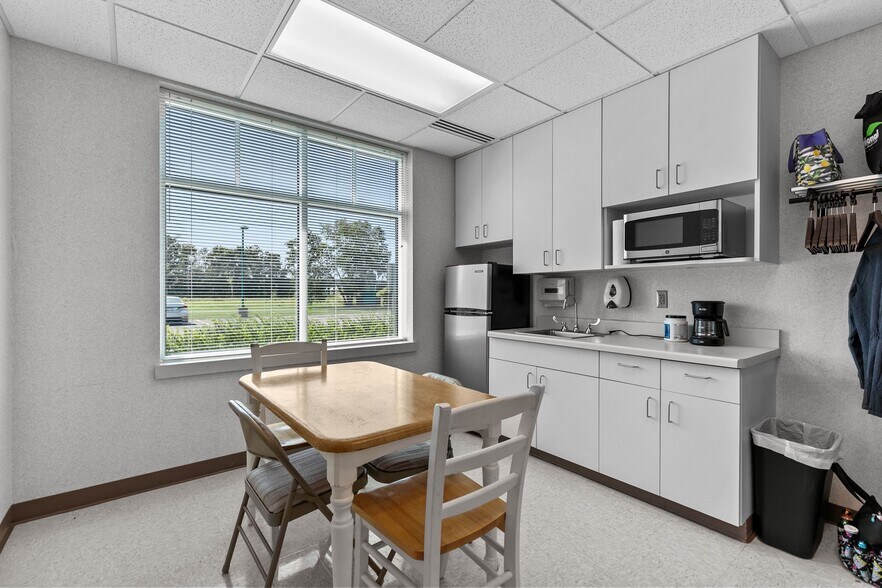 More Photos Of N430 Wood Duck Dr, Fremont Medical For Sale