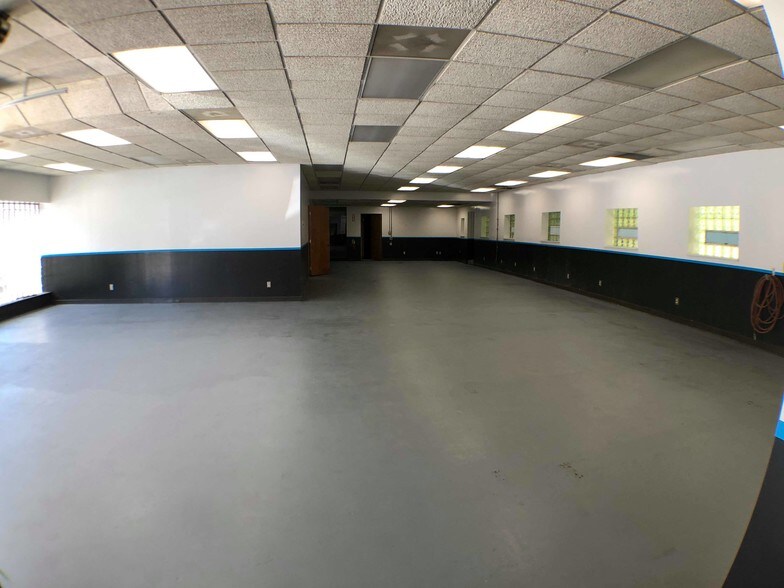 More Photos Of 1038 William Flynn Hwy, Glenshaw Office For Lease