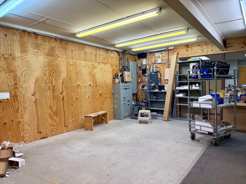 More Photos Of 7718 NC 22 Hwy, Carthage Warehouse For Lease
