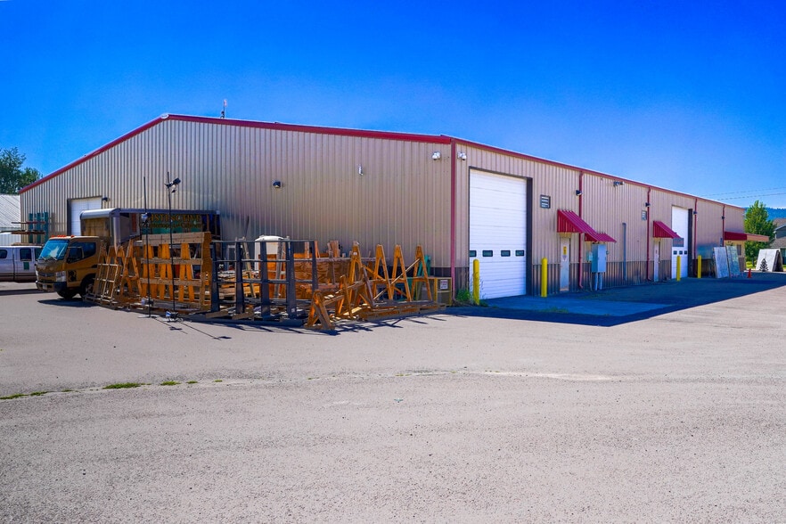 More Photos Of 105 Rocky Cliff Ln, Kalispell Industrial For Sale