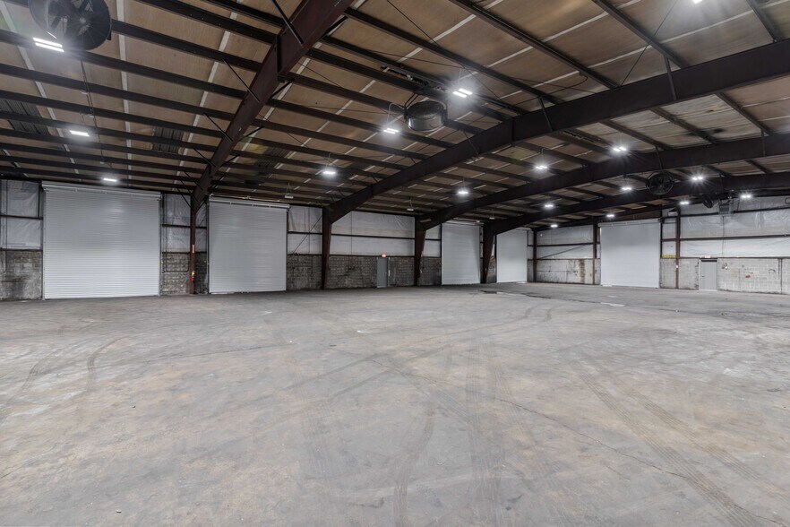 More Photos Of 3502 Moreland Ave, Conley Service For Lease