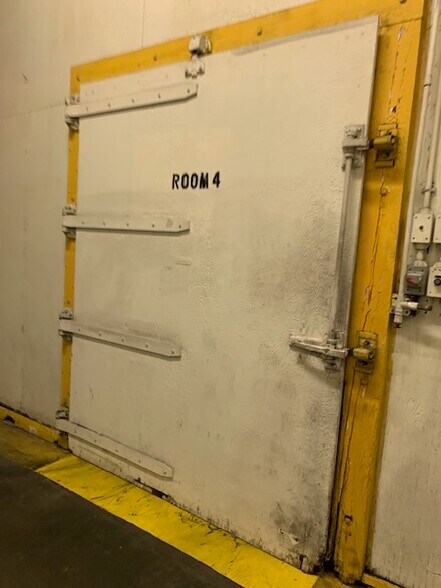 More Photos Of 10537 Boone Dr, Sultana Refrigeration Cold Storage For Sale