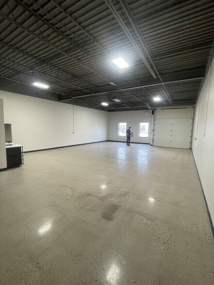 More Photos Of 8949 N Deerbrook Trl, Brown Deer Light Distribution For Sale