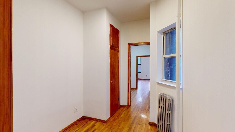 More Photos Of 954 Manhattan Ave, Brooklyn Apartments For Sale
