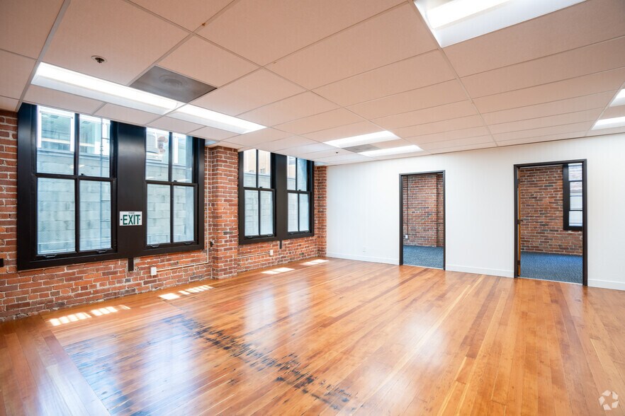 More Photos Of 414 13th St, Oakland Loft Creative Space For Lease
