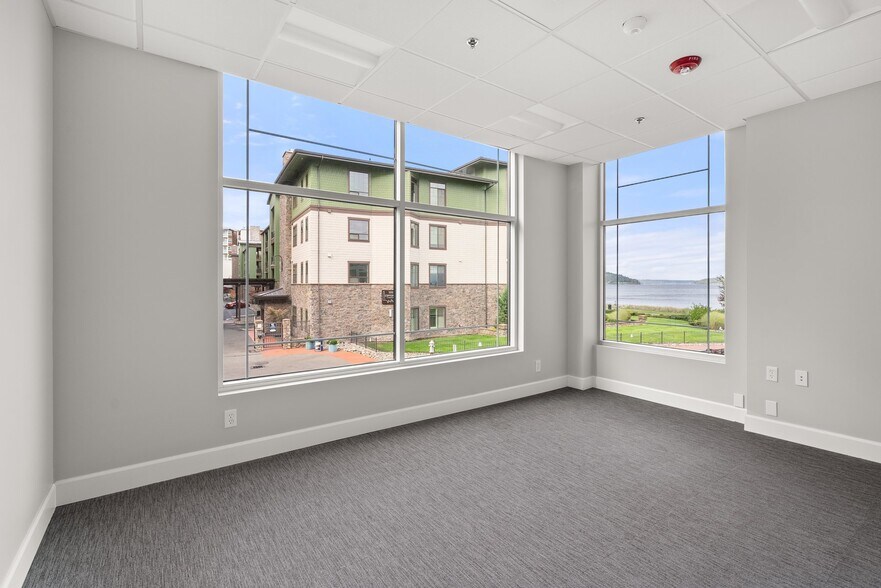 More Photos Of 4961 Main St, Tacoma Apartments For Sale