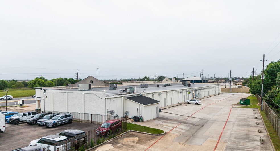 More Photos Of 4915 Fm 2920 Rd, Spring Unknown For Lease