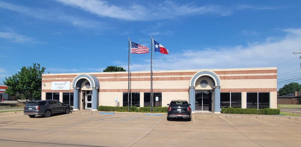 More Photos Of 4102 Old Jacksboro Hwy, Wichita Falls Medical For Lease