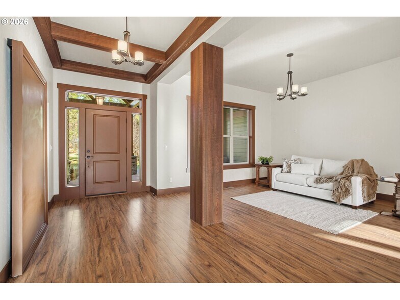 More Photos Of 49164 McKenzie Hwy, Vida Lodge Meeting Hall For Sale